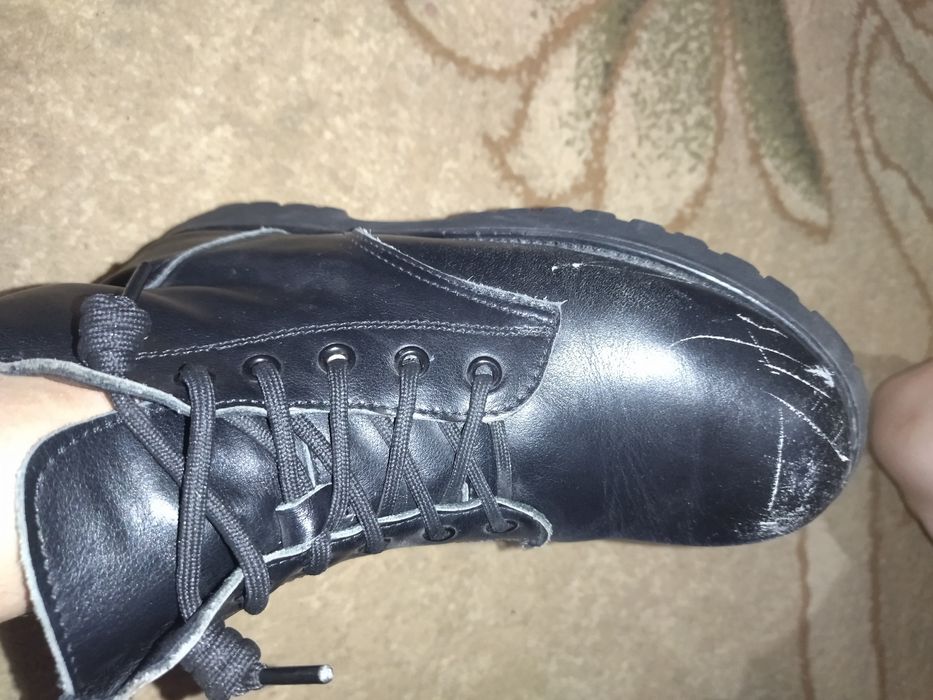 Кожаные ботинки 37 размер