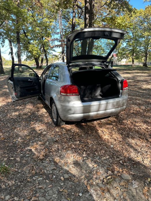 Vand audi a 3 in 2 usi