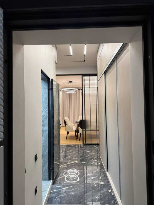 Кирпичная новостройка, 3-комнатная, 77 м², 4 этаж, Юнусабад`