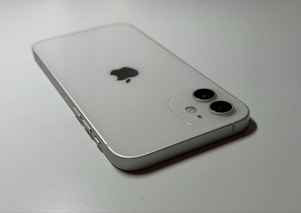 Vand iphone 12 impecabil 128 GB