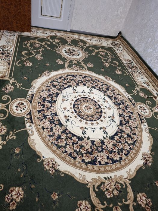 Гилам сотилади келиштириб бераман