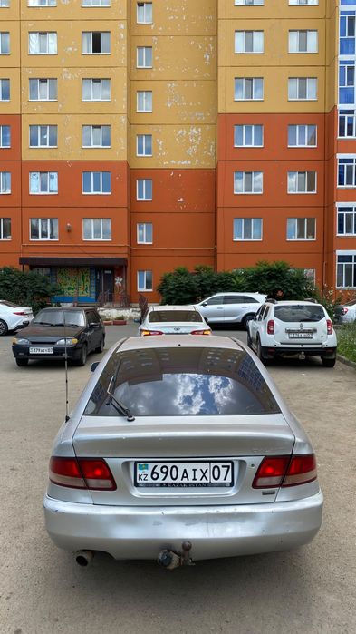 Mitsubishi galant