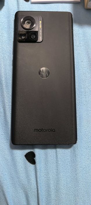 Motorola edge30-ultra