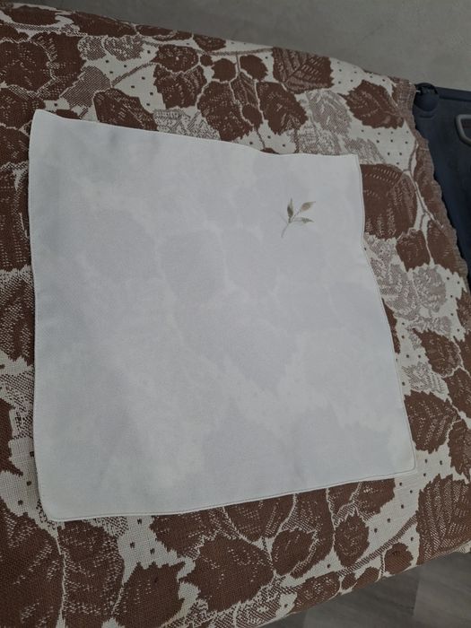 Скатерть с салфетками