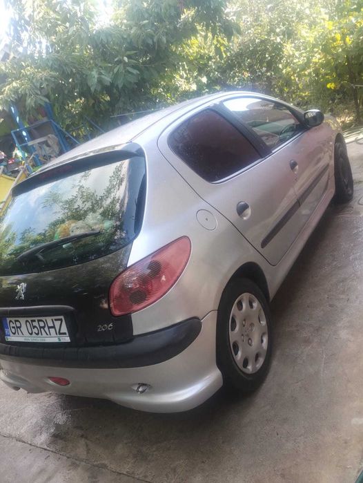 Peugeot 206, benzina