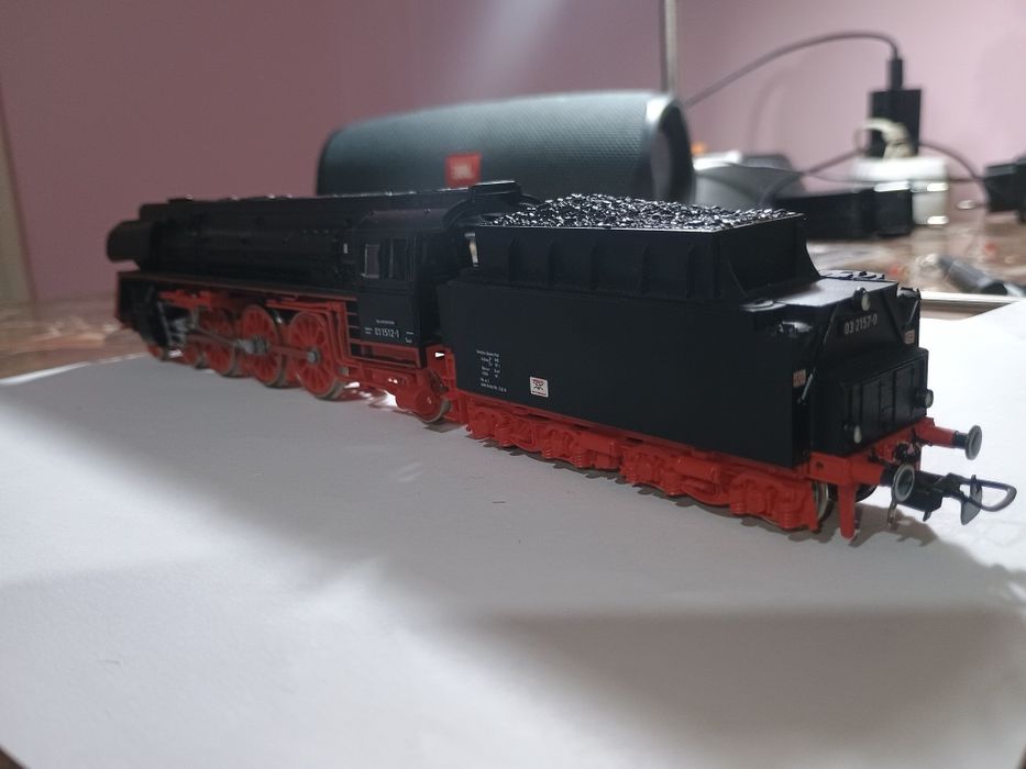 Locomotiva cu aburi BR01 1512 Piko, machetă trenuleț electric vagon HO