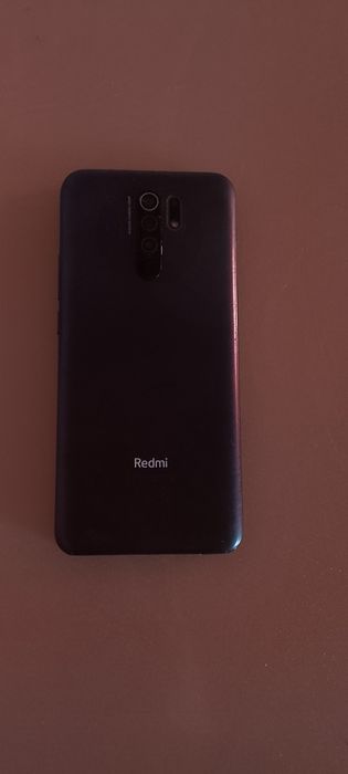 Продам телефон Redmi 9
