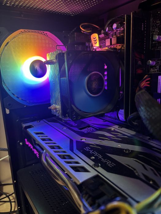 “Гейминг компютър RX 580 / 16GB RAM / SSD”