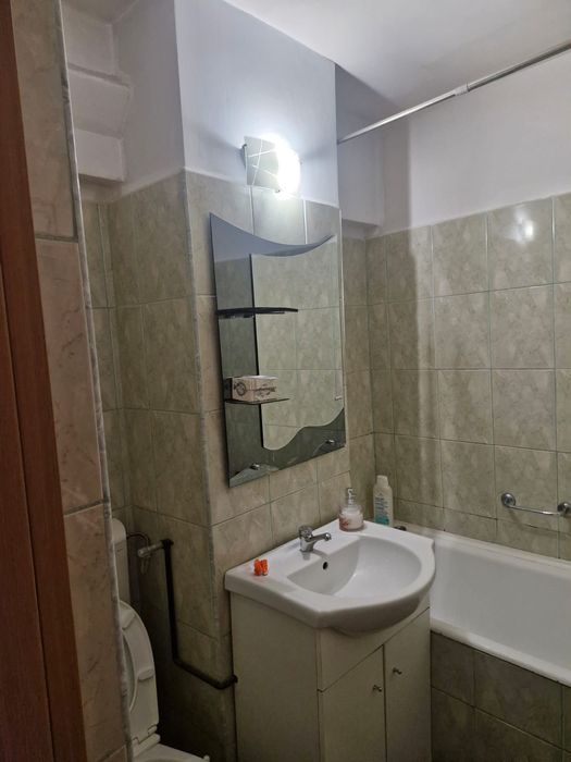 De inchiriat apartament 2 camere central Pucioasa cu 350 euro/luna