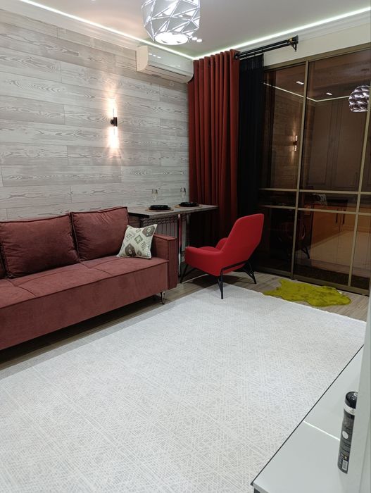 Продаётся Чиланзар 7 1в2 1 этаж. Дизайнерский ремонт.