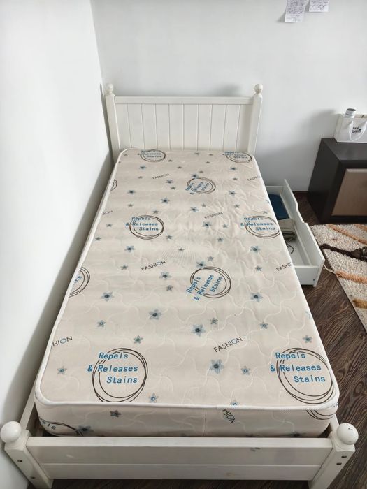 Продам кровать 100×200