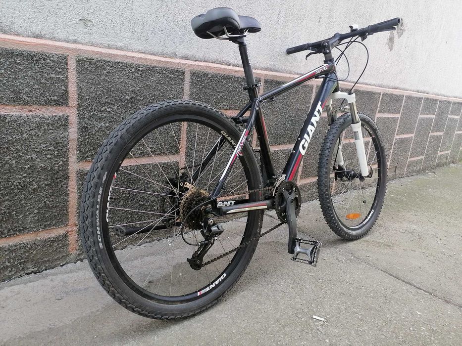 Bicicleta Giant Revel Frane pe Disc echipata Shimano marimea M