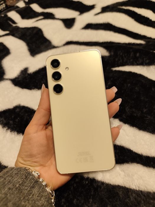 Samsung S24 8 GB RAM , 256 GB memorie internă , culoare Marble Grey