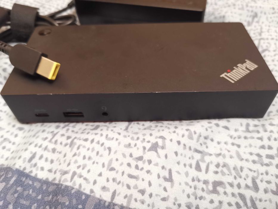Lenovo Dock ThinkmPad USB-C Gen2 fuctional si cu incarcator