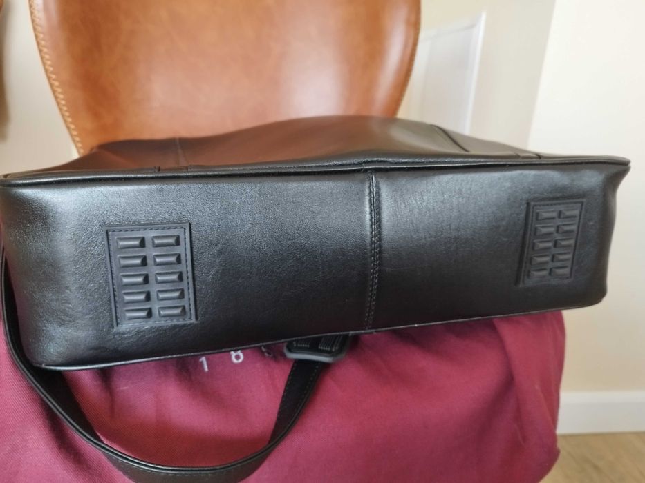 Бизнес куфар Petek телешка кожа нов