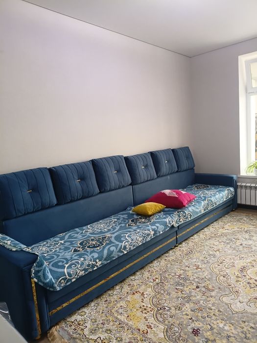 Продам диван 4 метра