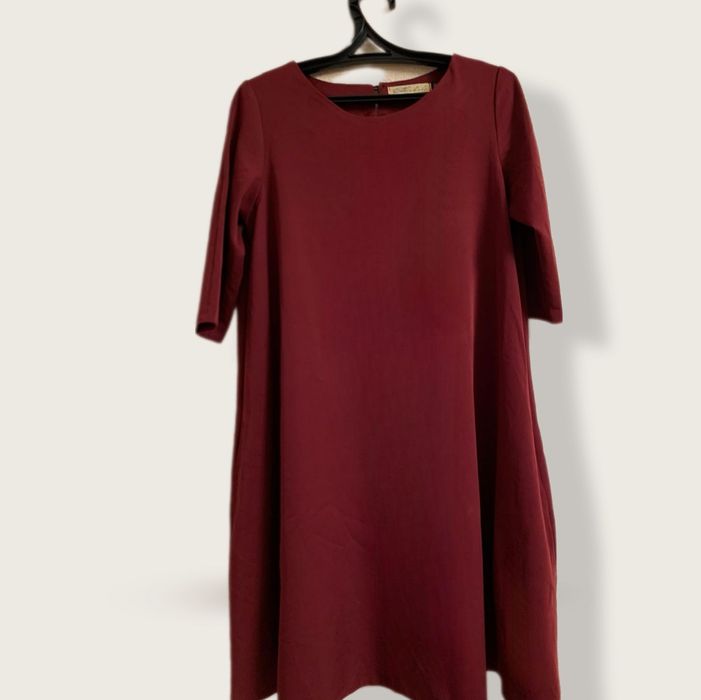 Продам 3 платья по одной цене