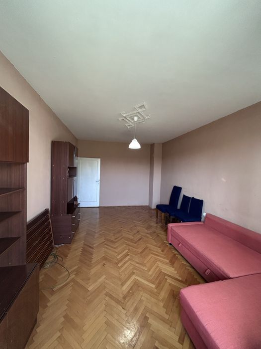 Тристаен апартамент 90кв. м - Надежда 4