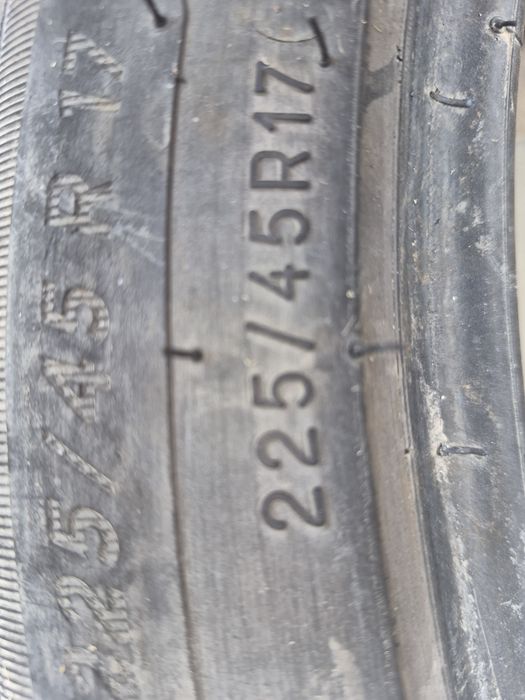 Шины 225/45R17, 4 штуки