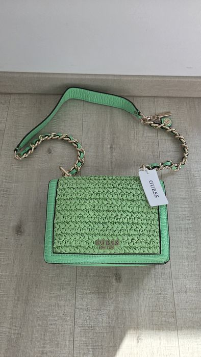 Geanta de umar Guess
