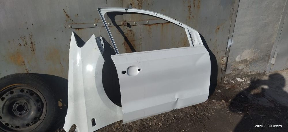 Дверь правая передняя