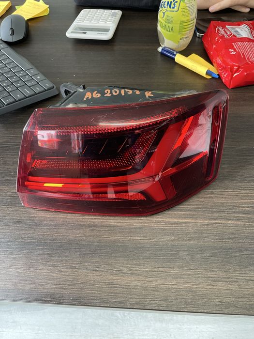 Десен външен стоп за ауди а6 ц7 фейслифт седан  и десен вътрешен стоп