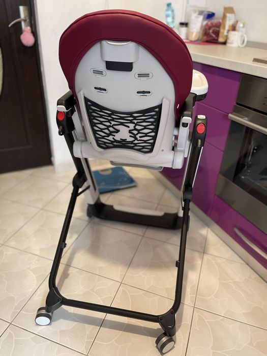 Scaun de masa Peg Perego Siesta 2 in 1 Follow me Berry