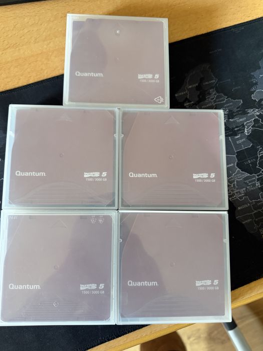 Casete de date  servet Quantum Ultrium 5 1500gb, 5 bucati