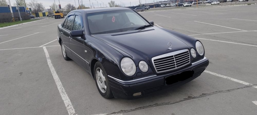 Продам Мерседес 210