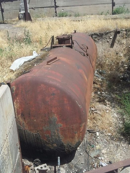 Ёмкост бочка вагонни 65 тонналик