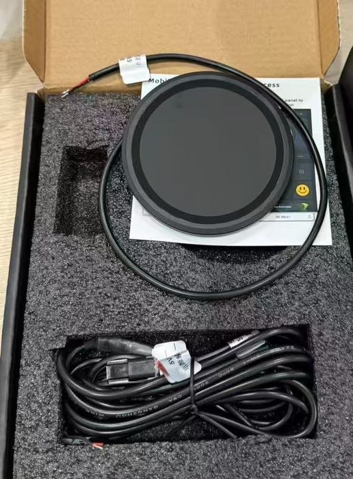 Emblema LED Smart BMW - Ecran IPS Personalizabil prin Aplicatie 82mm