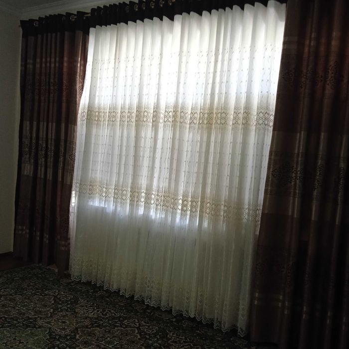 Sifati yaxshi holdagi pardalar sotiladi