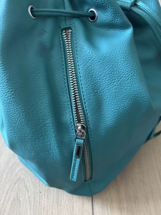 Geantă Calvin Klein originală – piele, turcoaz