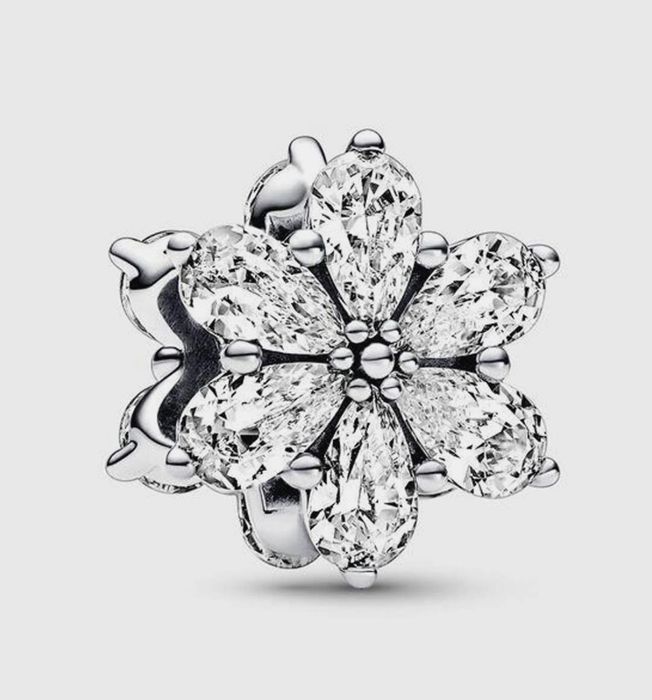 продаются шармы пандора,серебро 925