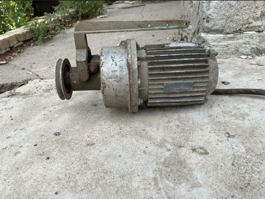 Электродвигатель