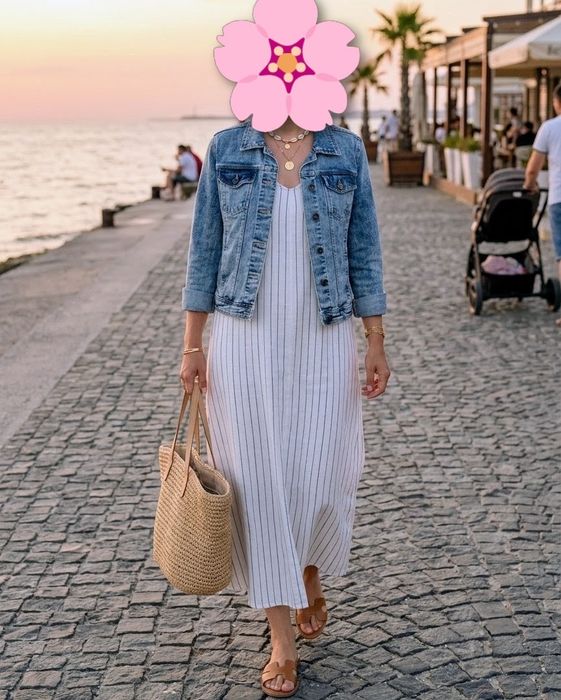 Geaca de blugi scurta de dama Bershka mărimea S