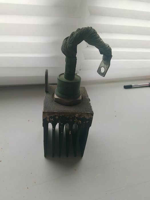 Продам диоды ВКД-200