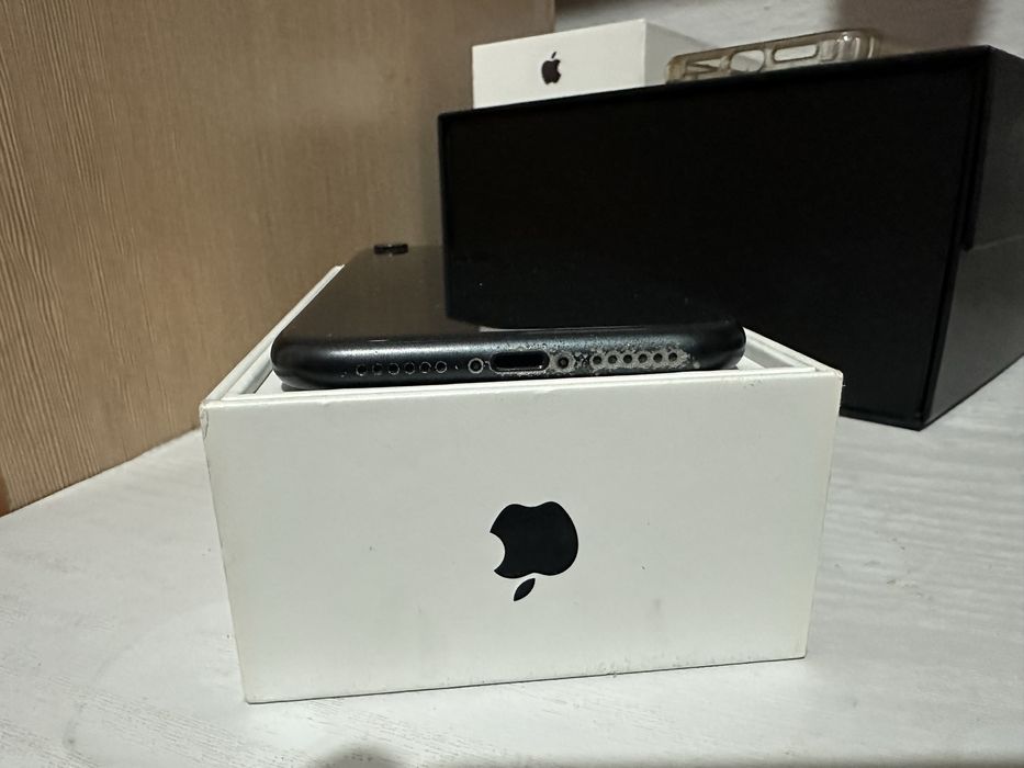Iphoen XR 64 GB black