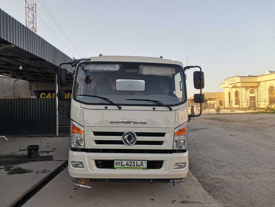 Dongfeng Suv tashish Mashinasi. 33000 probek. Dizel yoqilg'i