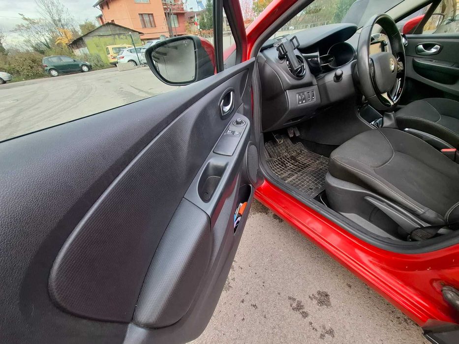 Renault Clio 1.5 dci 2016, от България
