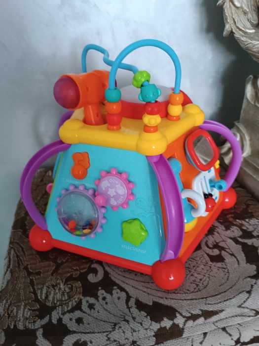 Развивающая игрушка