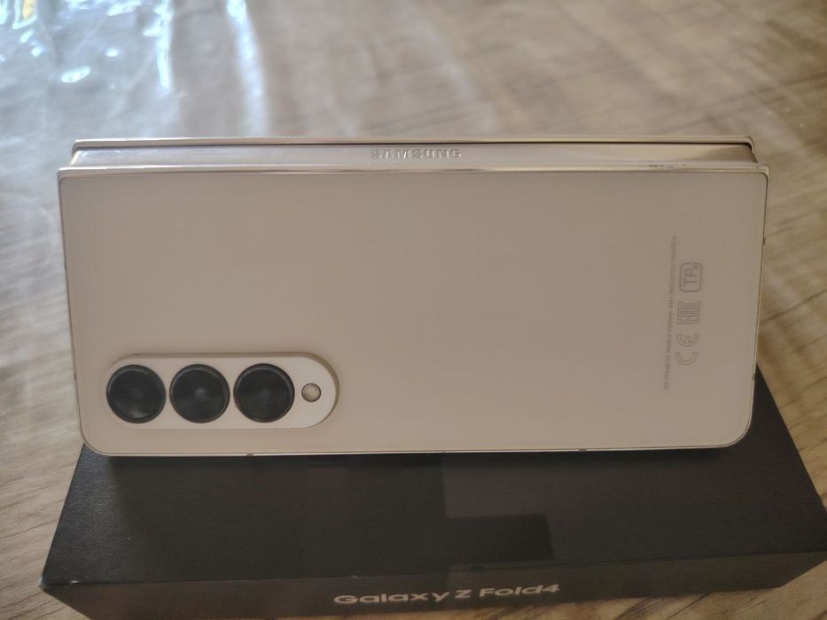 Samsung z fold 4/512