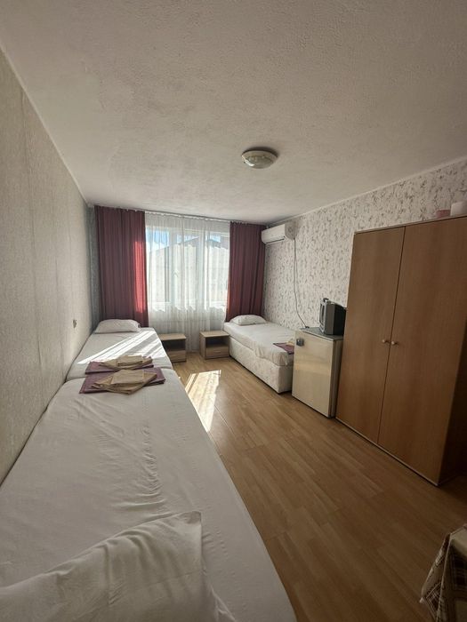 Продава се Къща в Бургас, Сарафово - 420 кв.м за 1000 €/кв.м - Снимка #7