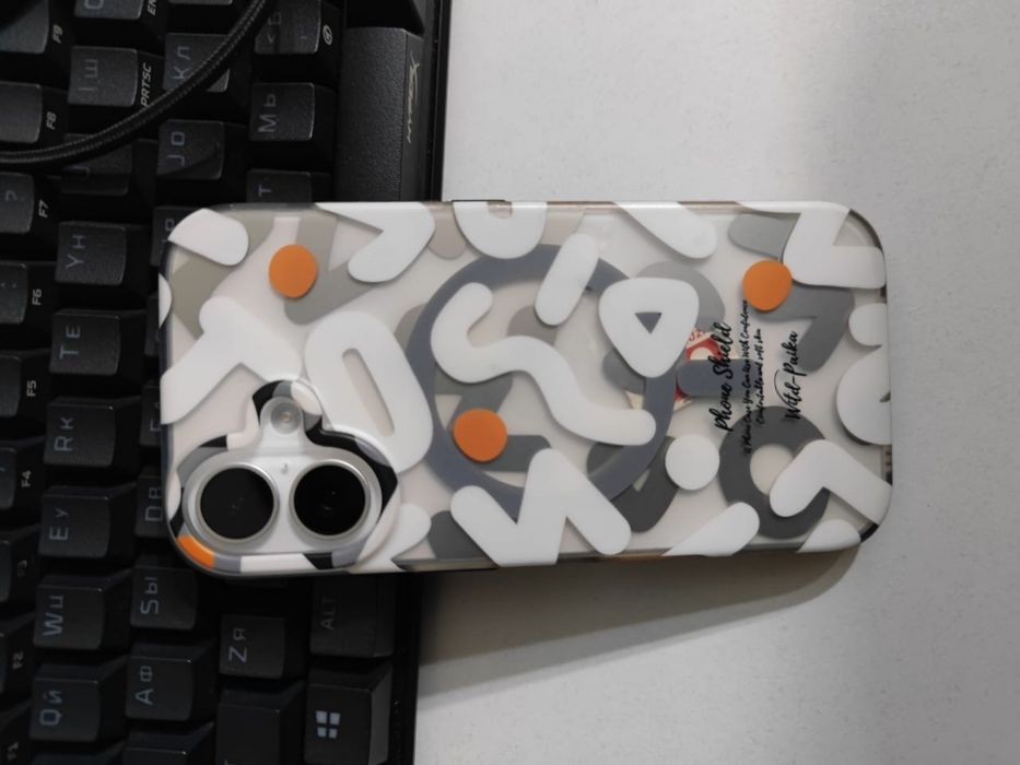 Продам Iphone 16 128gb в идеале