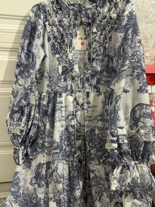 Женское платьеее