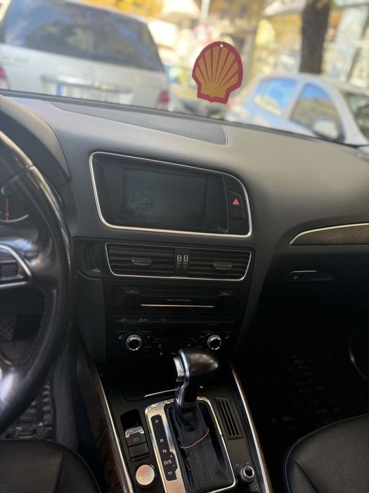 Audi Q5 2013 година