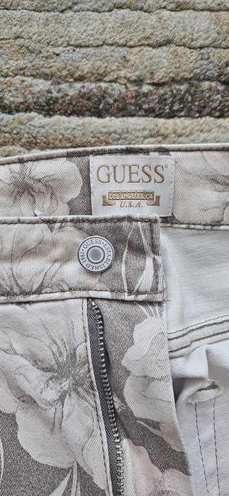 Оригинален панталон Guess