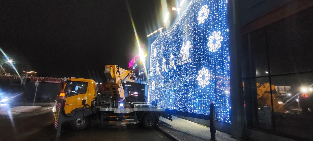 Автовышка работаеем