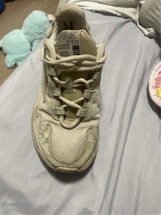 vand adidasi fila marime 36.5