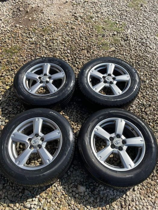 Джанти с гуми за Тойота Рав 4 2011г 17ки